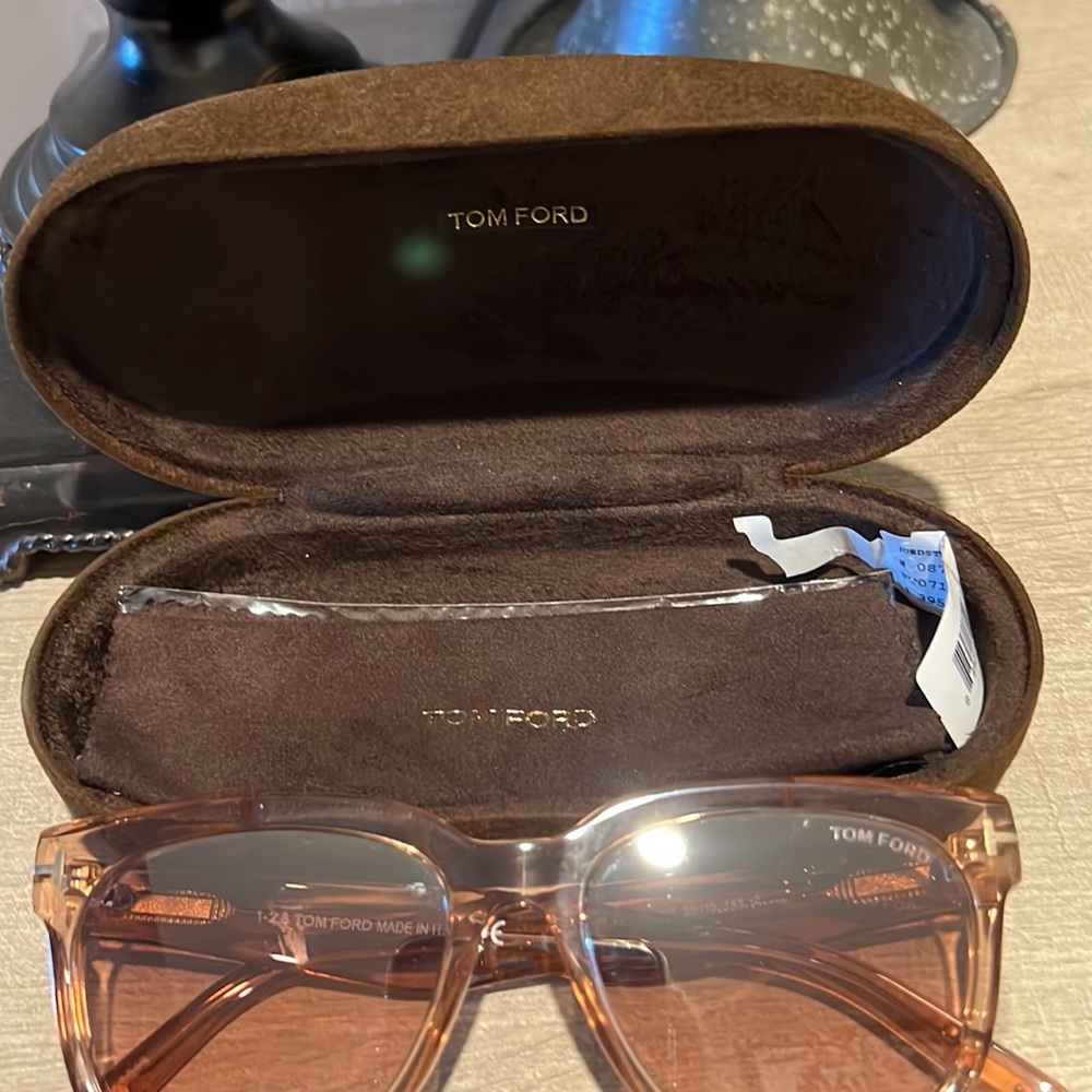 Tom Ford Sunglasses - Picture 3 of 9